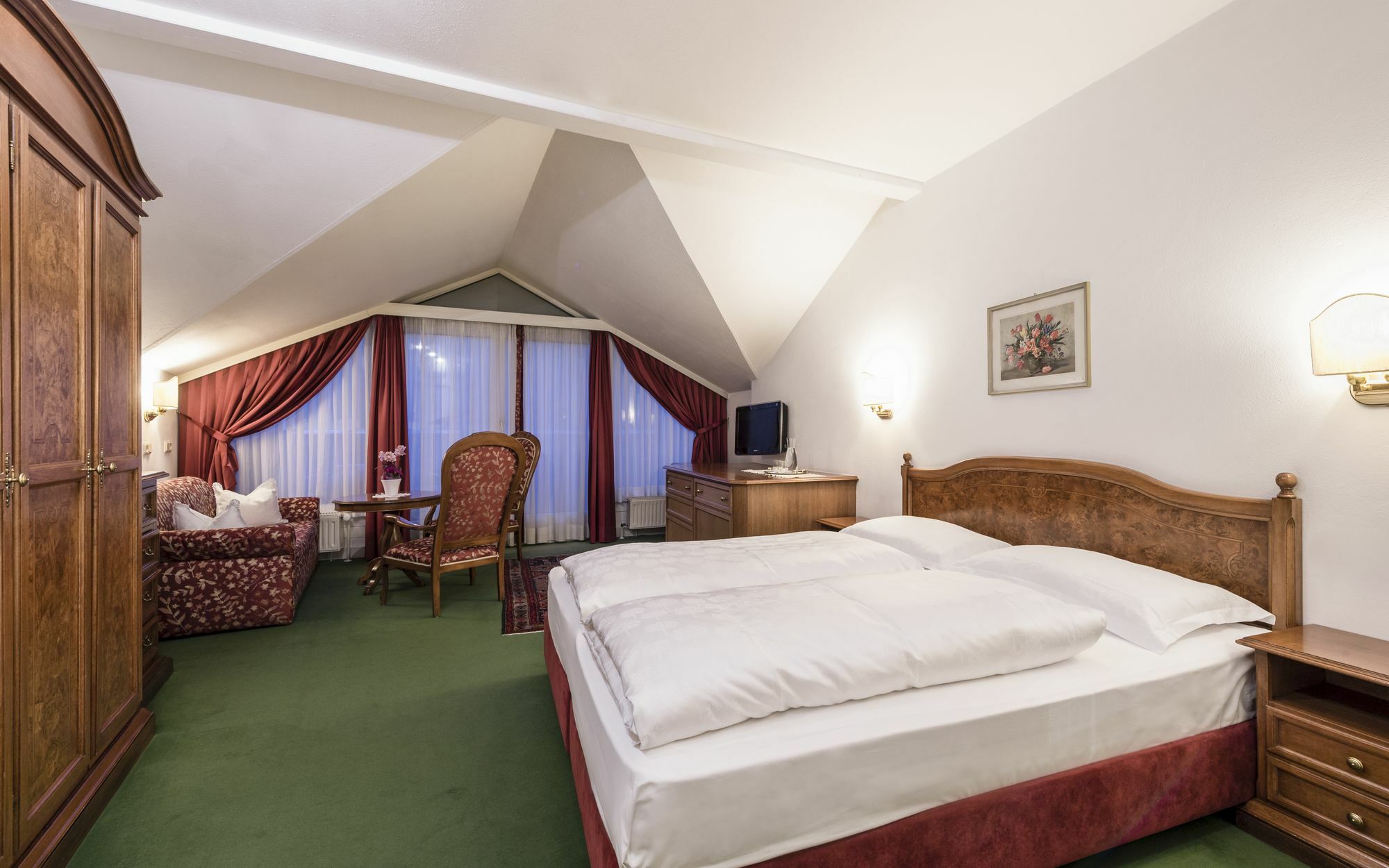 Hotel Gruener Baum Bressanone Eksteriør billede